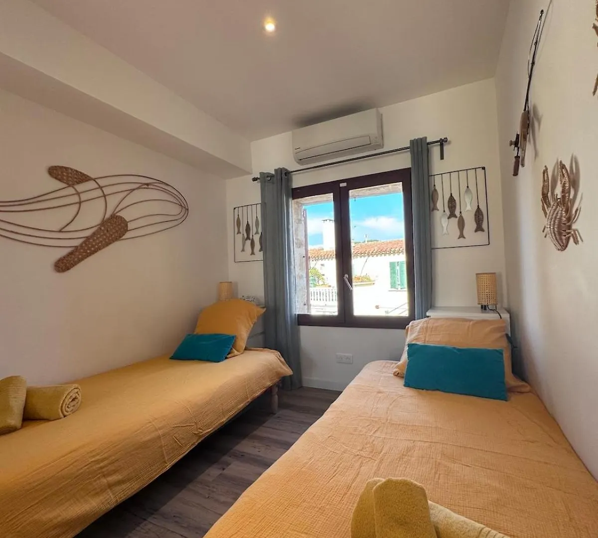 Pied Dans L'O 2 Chambres La Seyne-sur-Mer 0*,  France